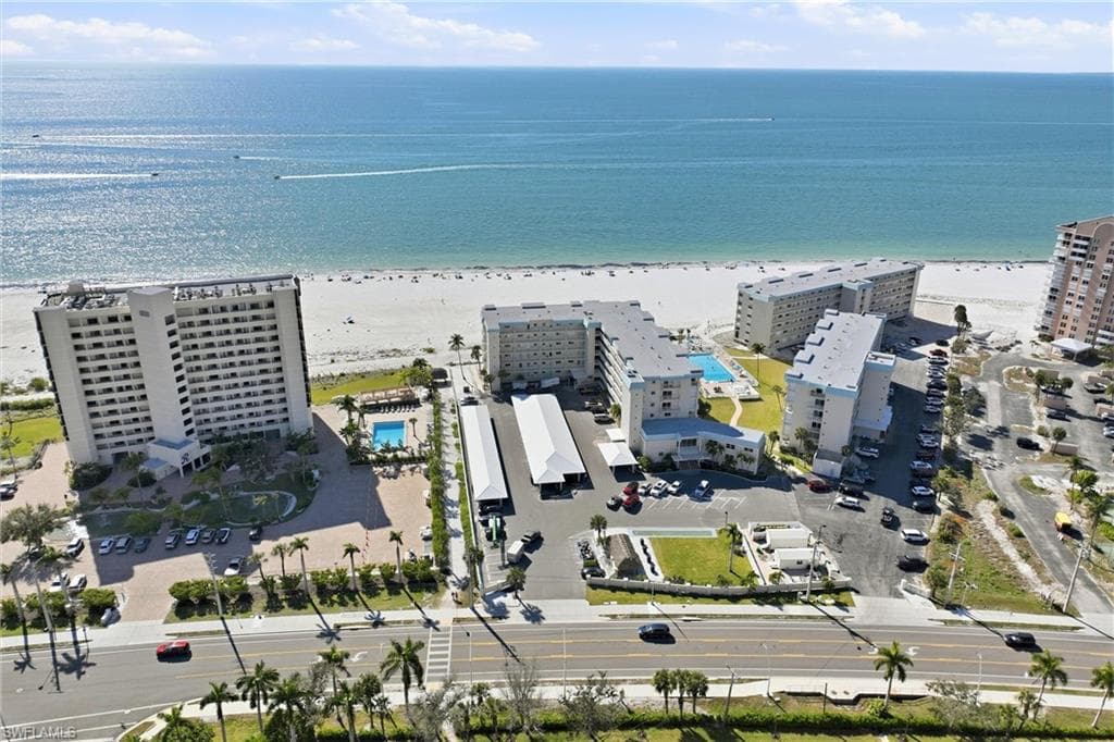 4421 Bay Beach LN 611-42