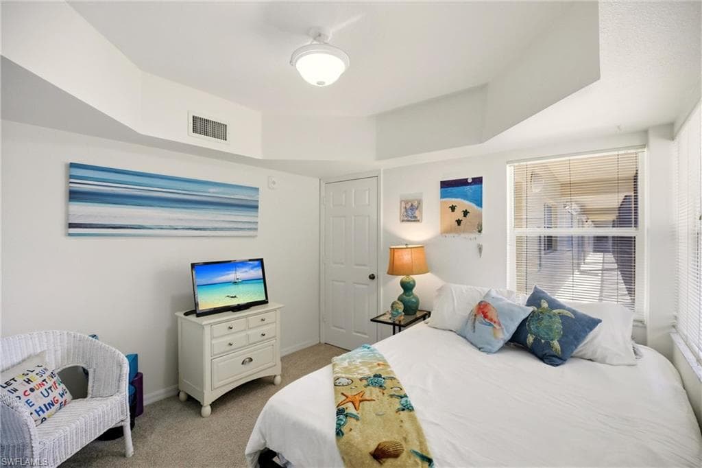 4421 Bay Beach LN 611-26