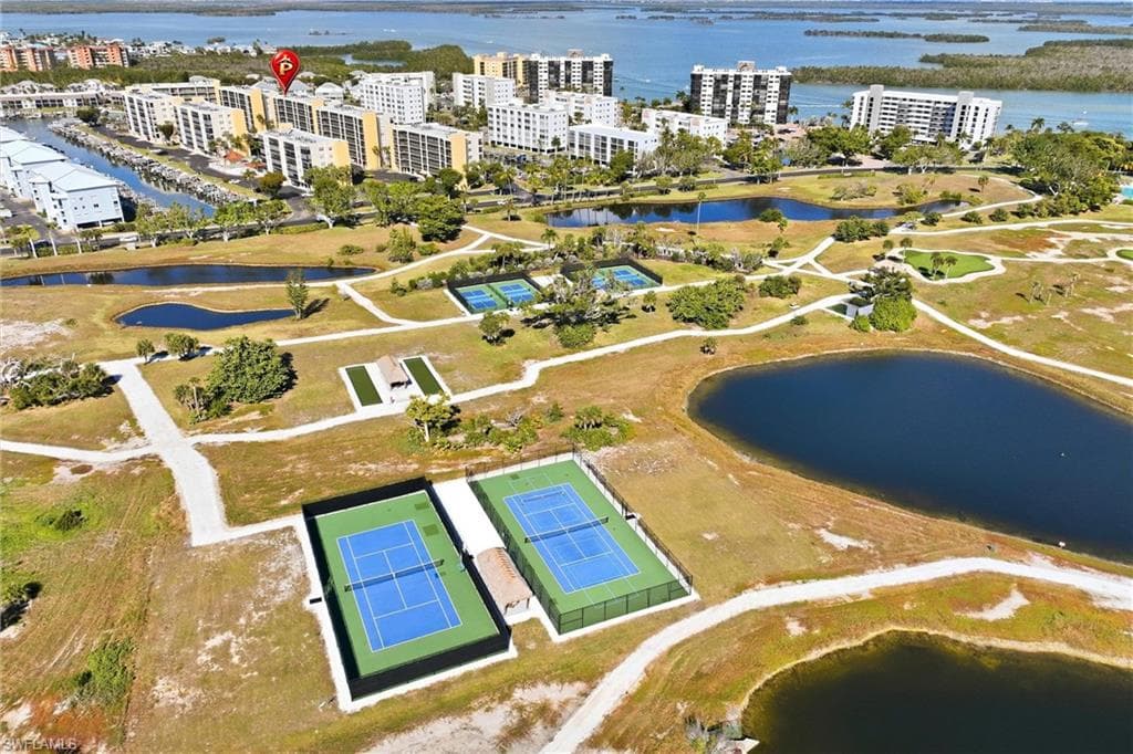 4421 Bay Beach LN 611-44