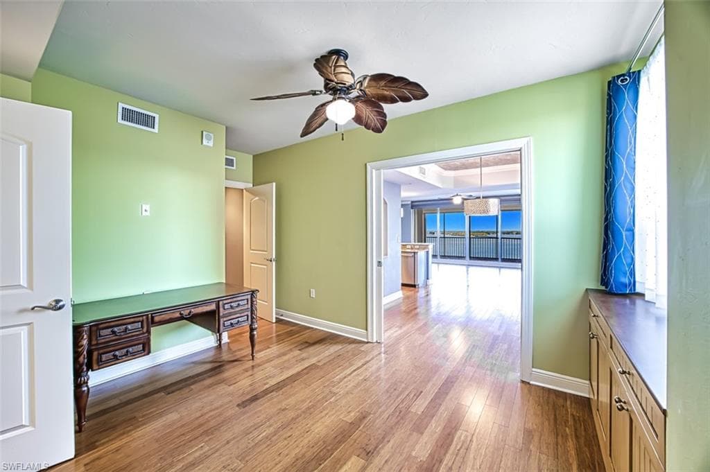 2104 W 1st ST 1004-23