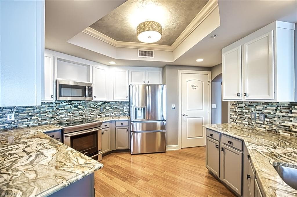 2104 W 1st ST 1004-11