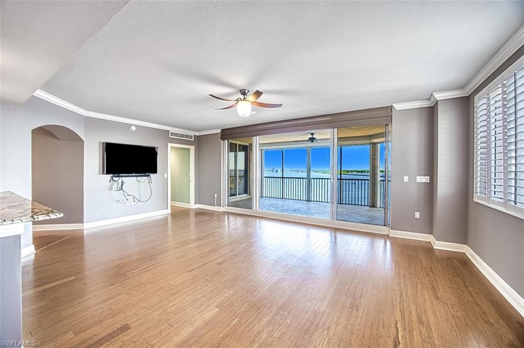 2104 W 1st ST 1004-8