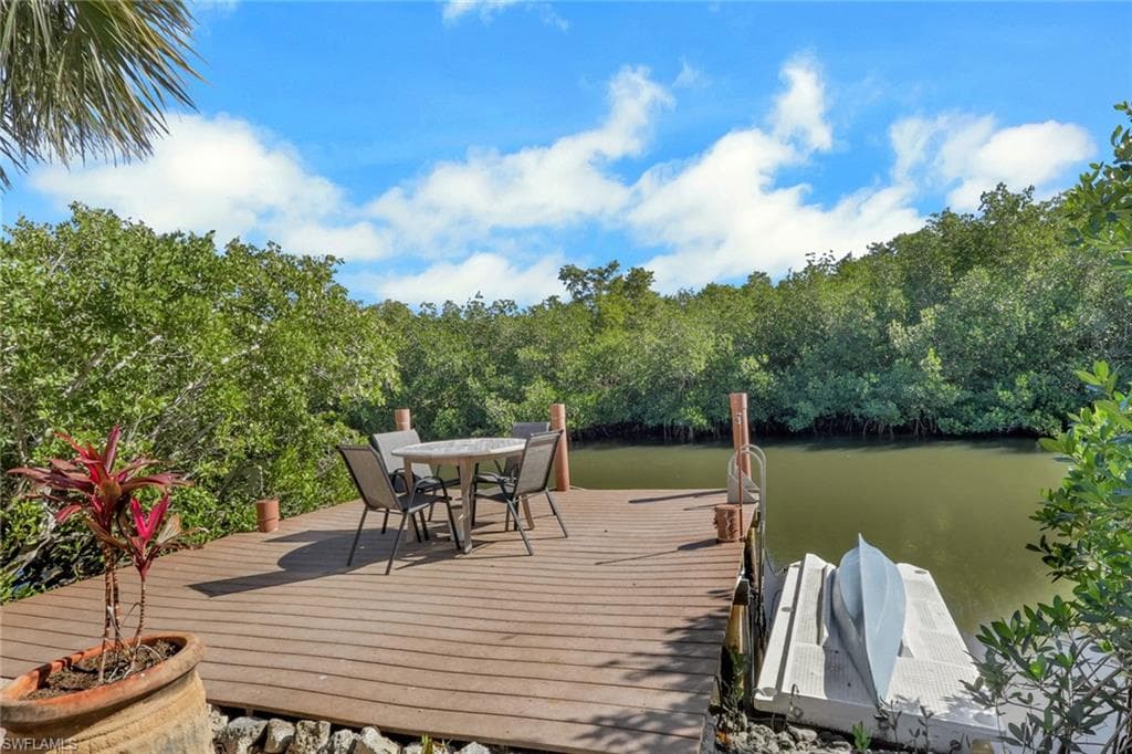 1292 Grand Canal DR-35