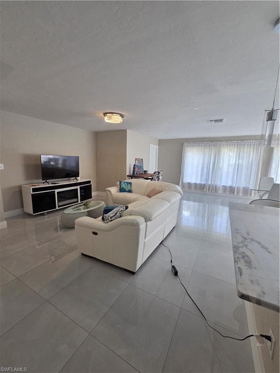 280 Lanchester CT 38-13