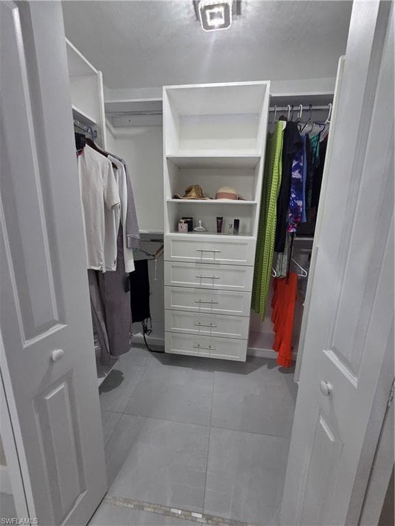 280 Lanchester CT 38-20