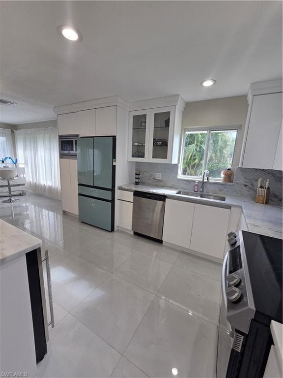 280 Lanchester CT 38-15