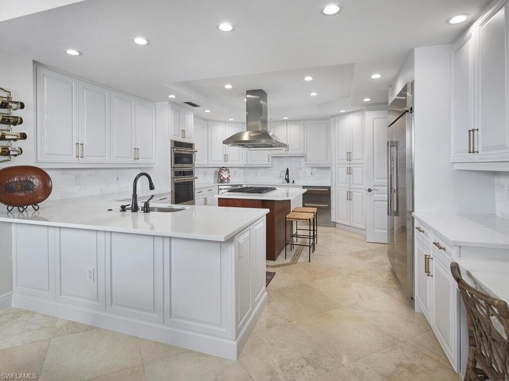 970 Cape Marco DR 1107-10