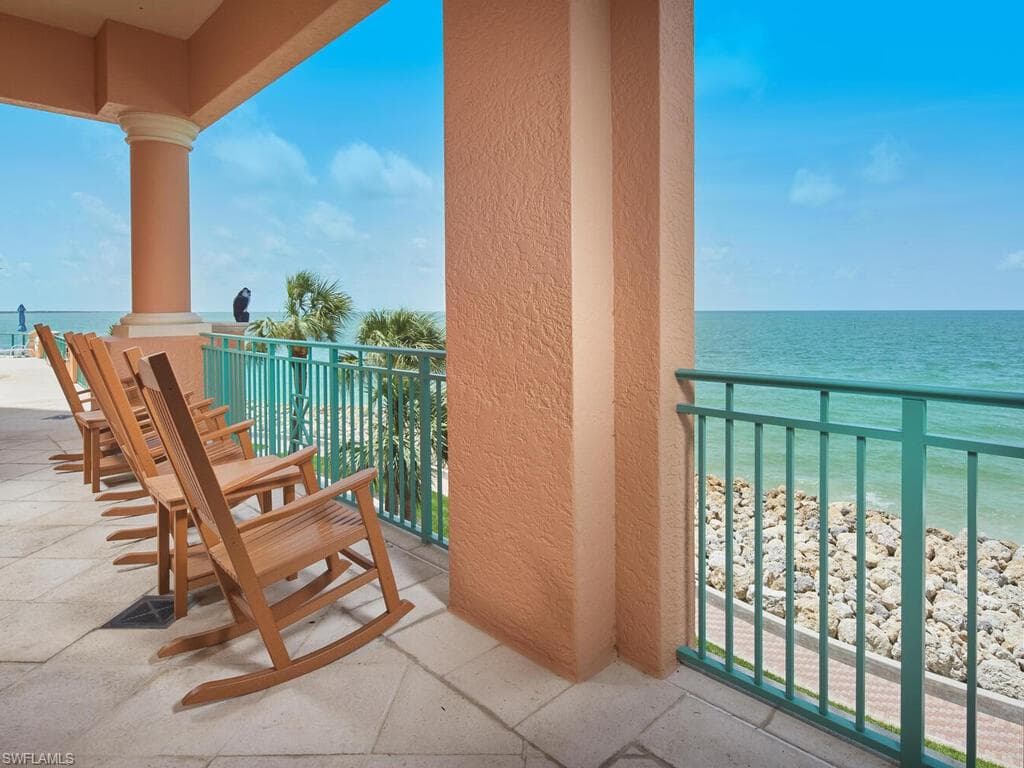 970 Cape Marco DR 1107-37