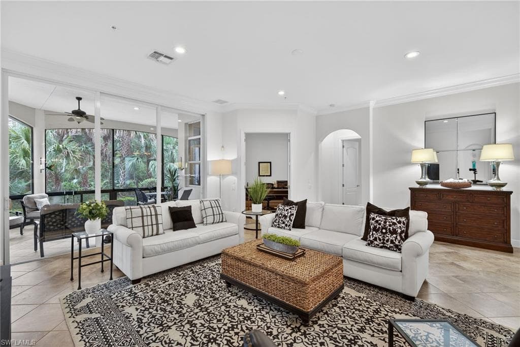 28540 Calabria CT 101-1