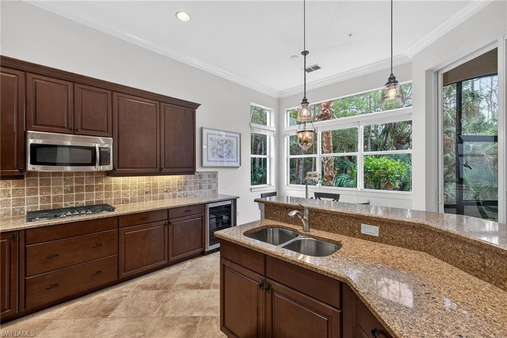 28540 Calabria CT 101-11