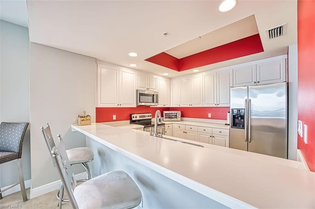 2090 W First ST 1810-12