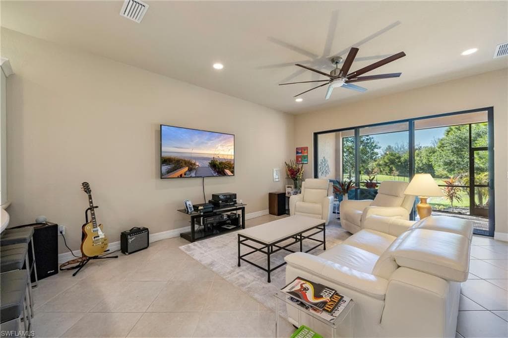 13315 Silktail DR-6