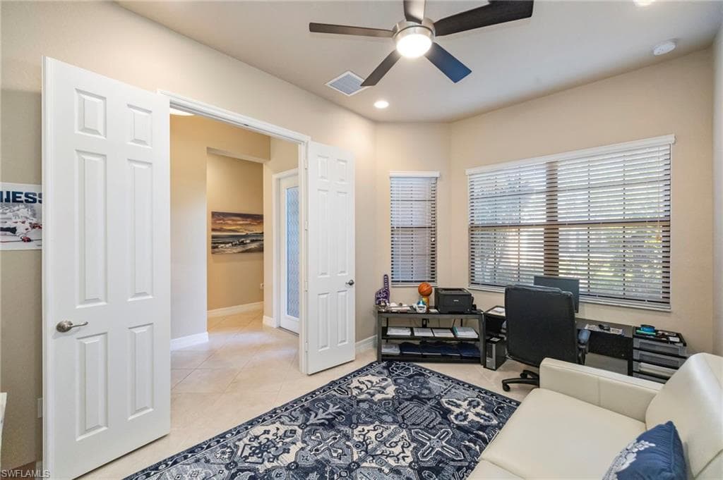 13315 Silktail DR-10