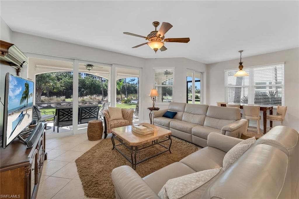 1285 Rialto WAY 102-2