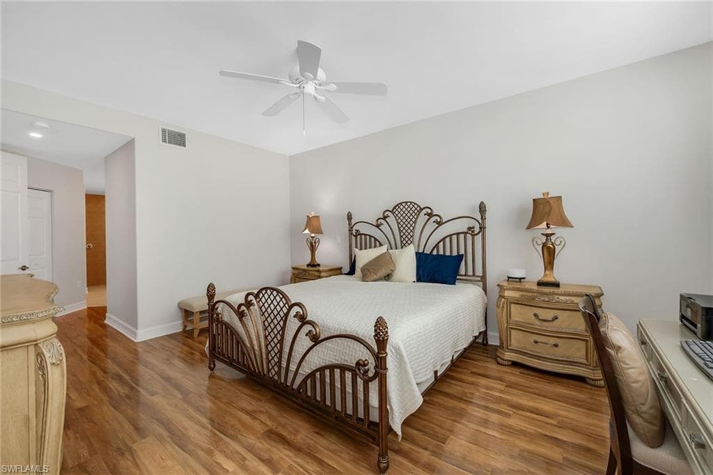 1285 Rialto WAY 102-17