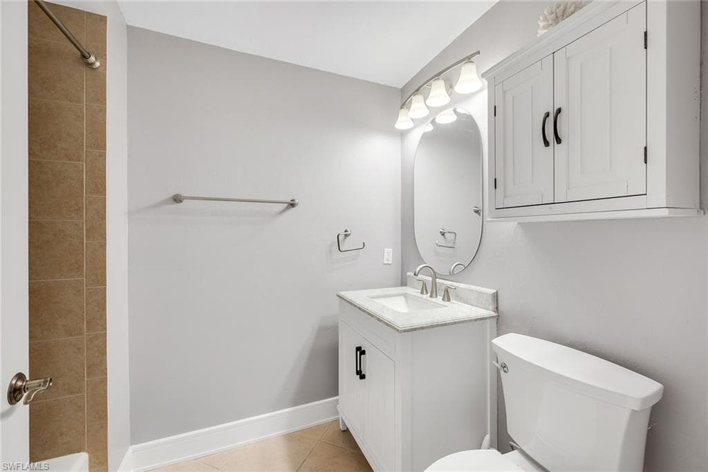 1285 Rialto WAY 102-22