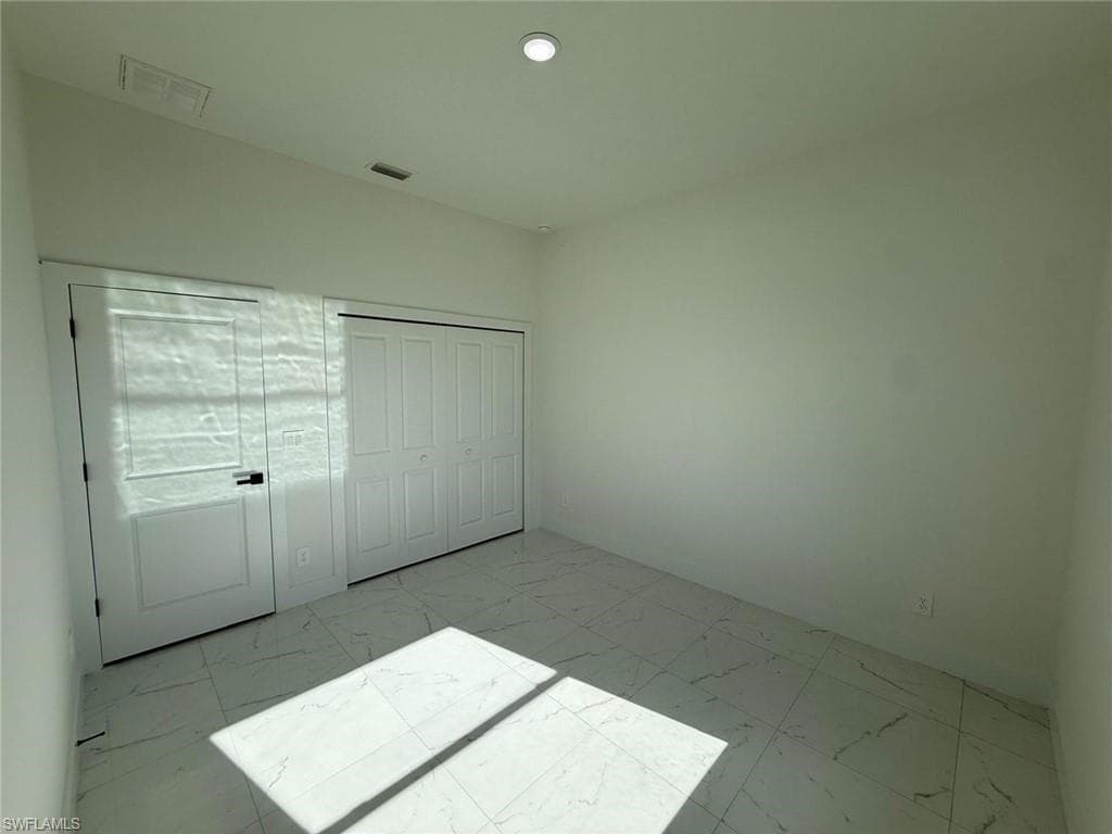 1121 Florence ST E-28