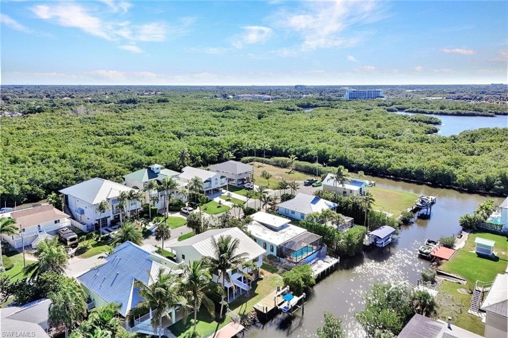 1285 Grand Canal DR-27