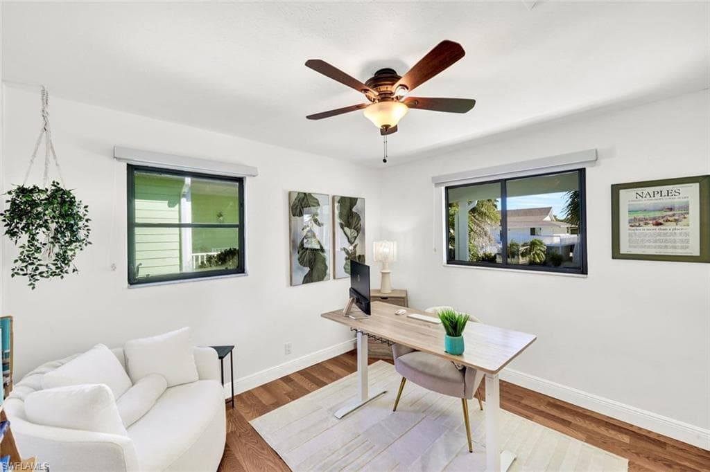 1285 Grand Canal DR-22