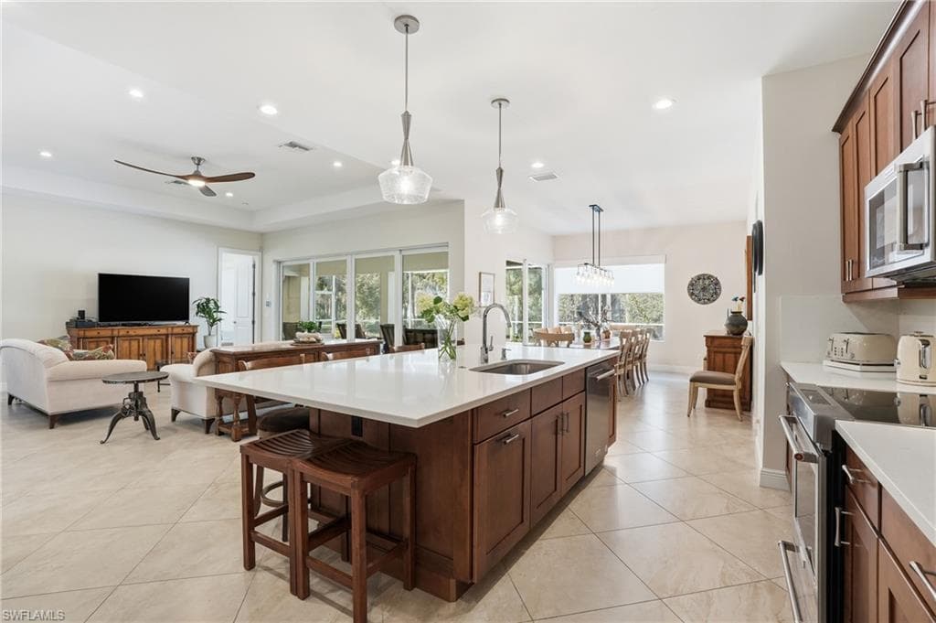 3707 5th AVE SW-3