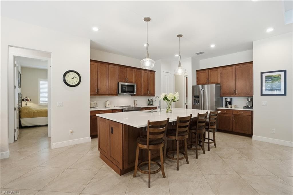3707 5th AVE SW-5