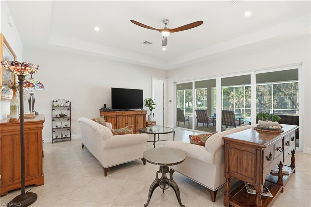3707 5th AVE SW-15