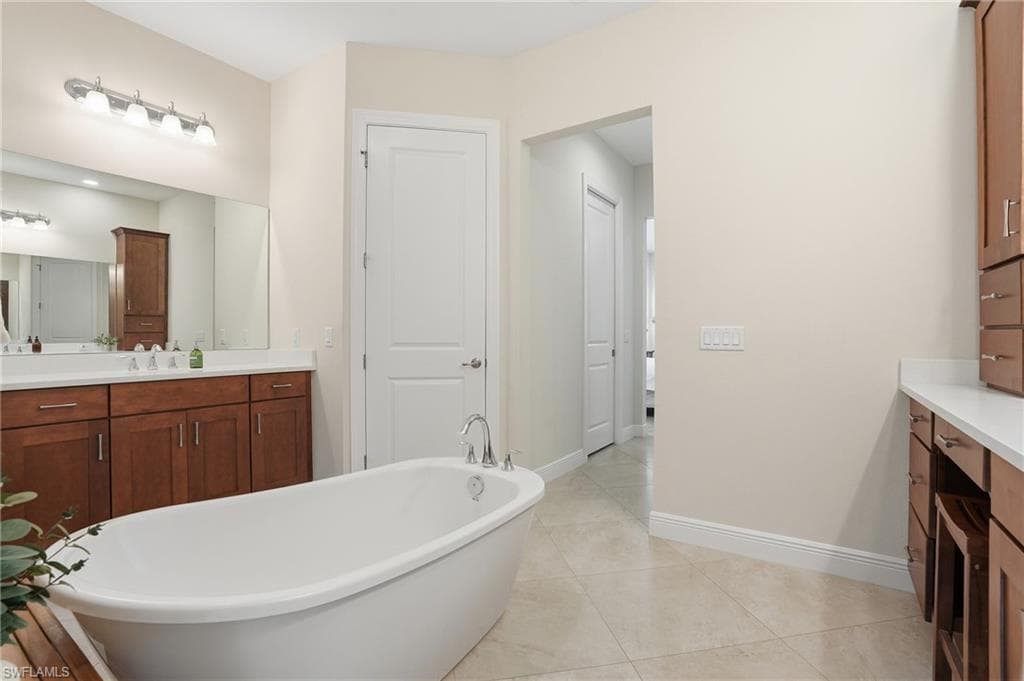 3707 5th AVE SW-21