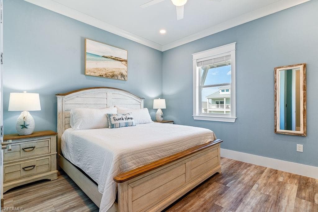 168 Chapel ST-23