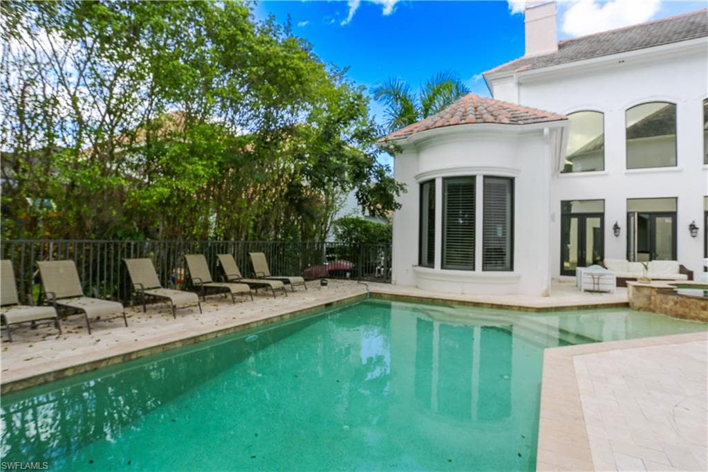 1412 Hemingway PL-7