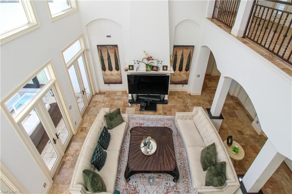 1412 Hemingway PL-15