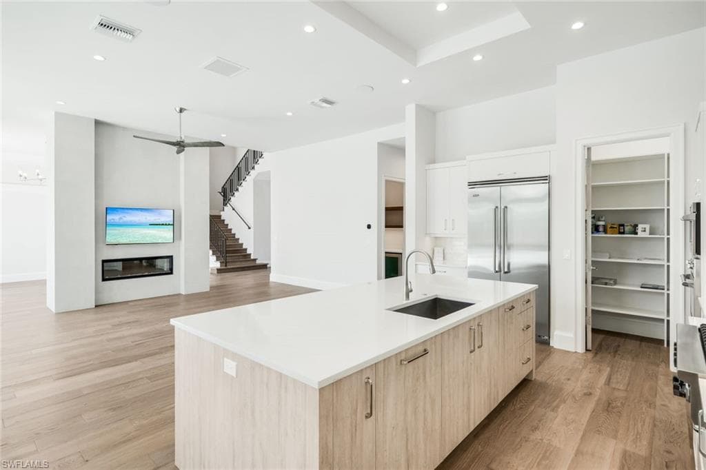 16716 Enclave CIR-13