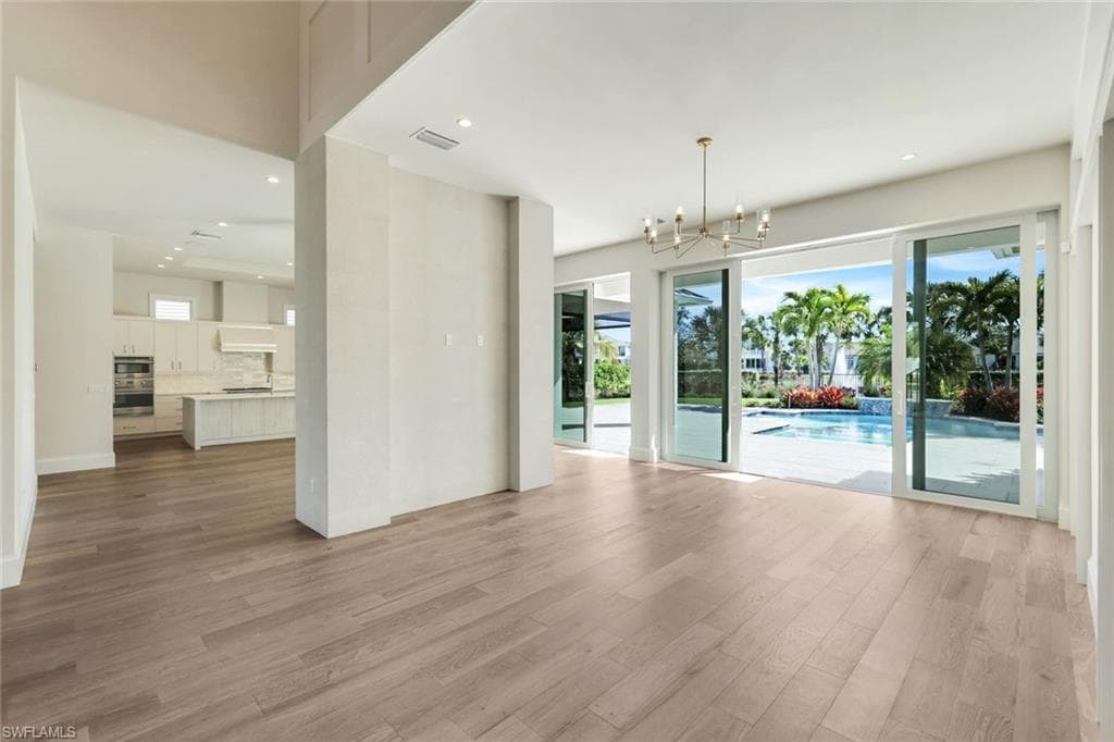 16716 Enclave CIR-17
