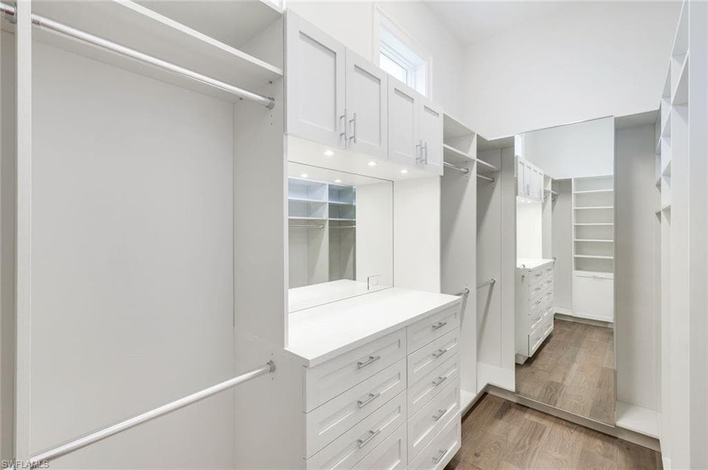 16716 Enclave CIR-33