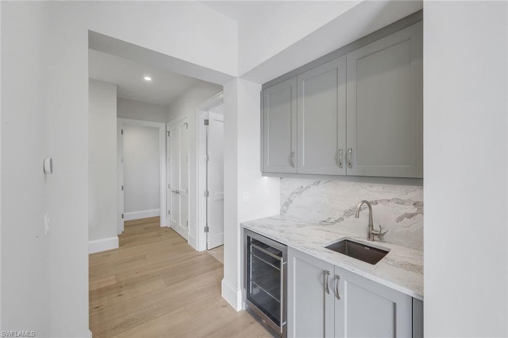 16728 Enclave CIR-41