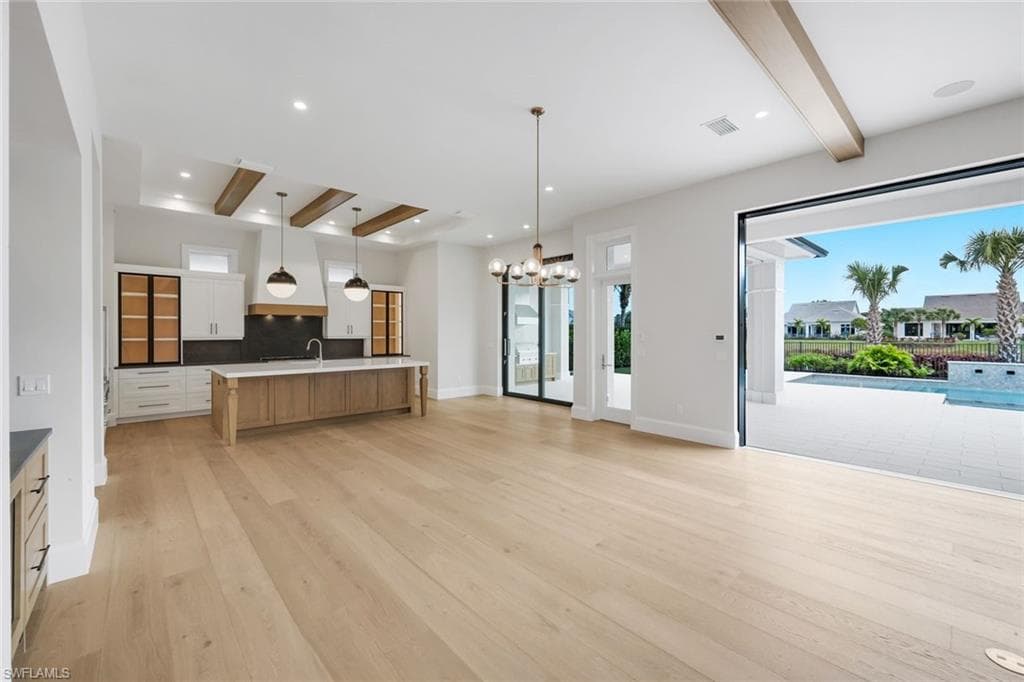 16728 Enclave CIR-12