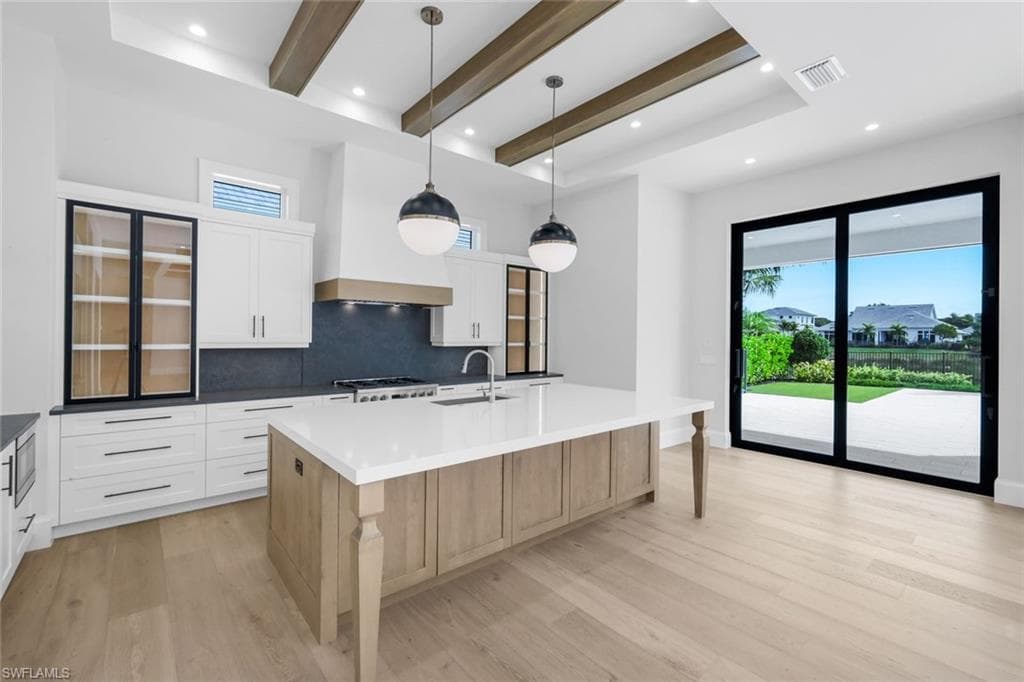 16728 Enclave CIR-13