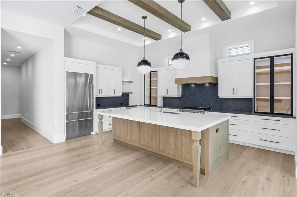 16728 Enclave CIR-17