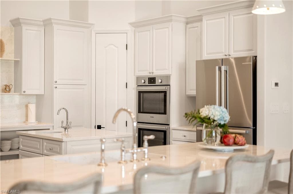 245 2nd ST-16