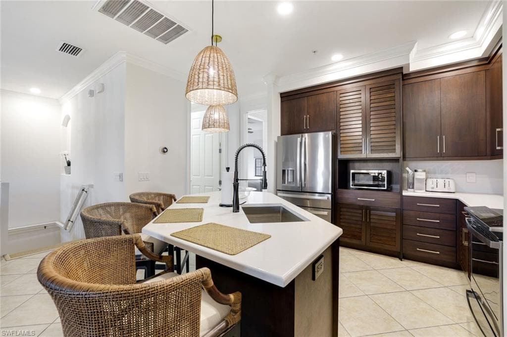 9072 Rialto ST 6302-4
