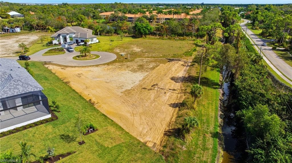 15860 Hampton View CT-5