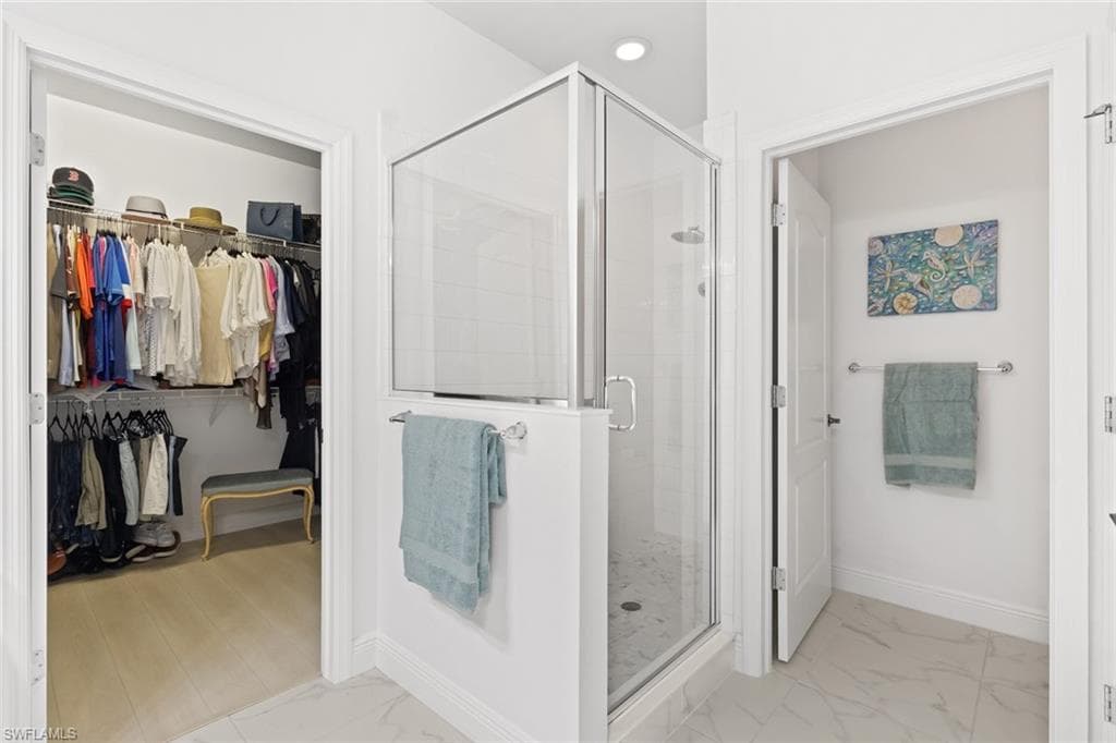 6973 Avalon CIR 1406-17
