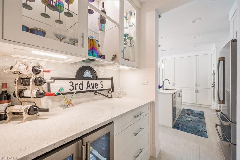 1135 3rd AVE S 304-17