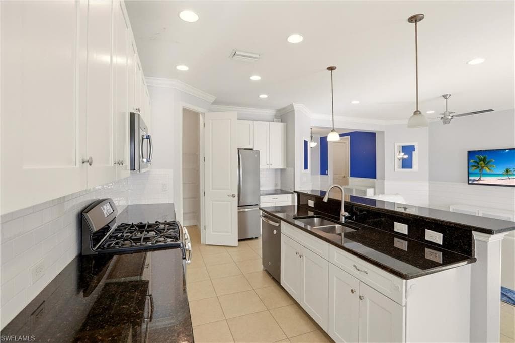 8554 Big Mangrove DR-13