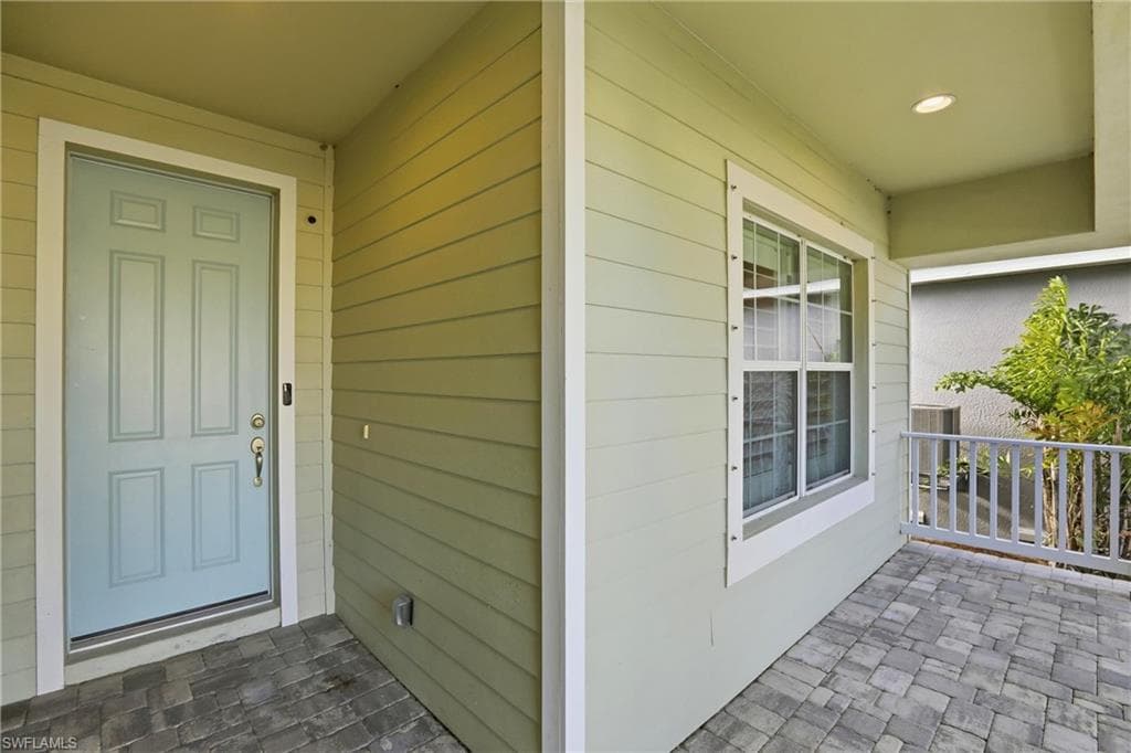 8554 Big Mangrove DR-4