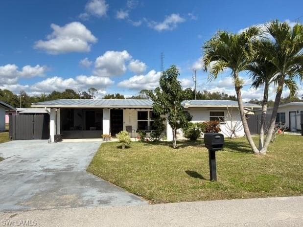 40 Victoria DR-2