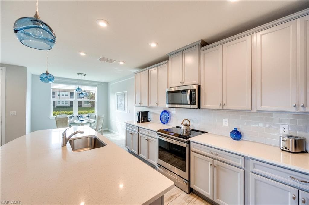 4607 Arboretum CIR 103-7