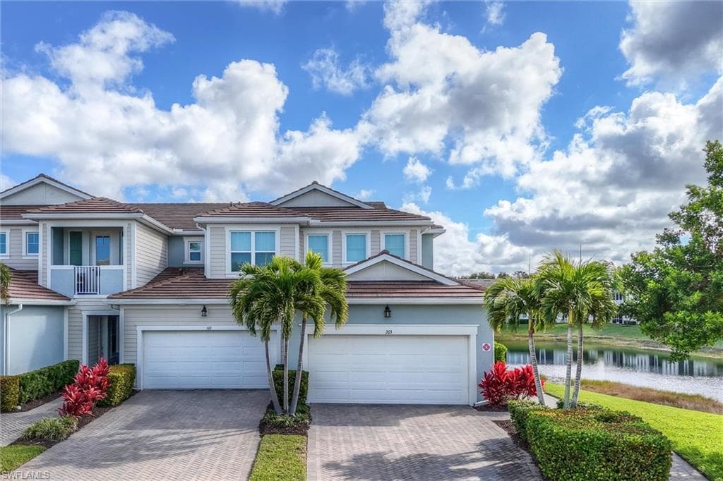 4607 Arboretum CIR 103-3