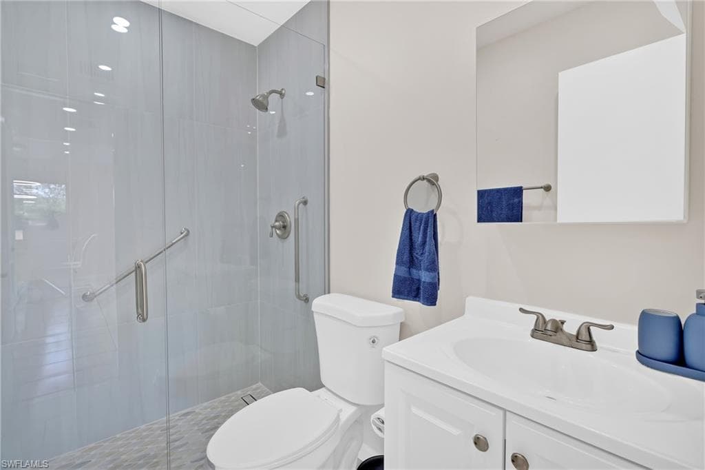 720 Joel BLVD-12