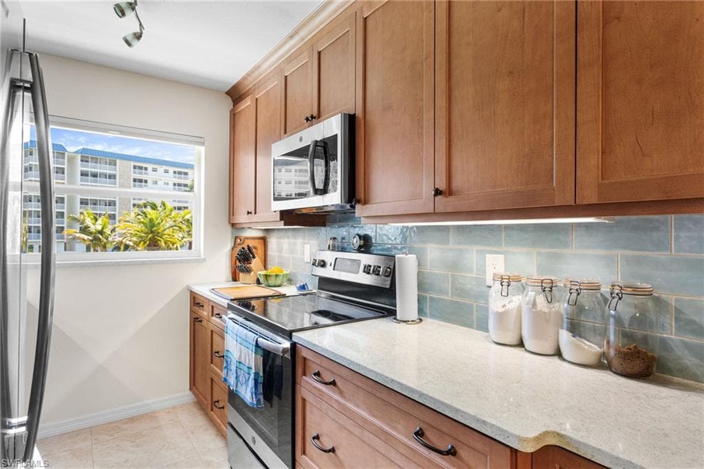 25720 Hickory BLVD 216 B-6
