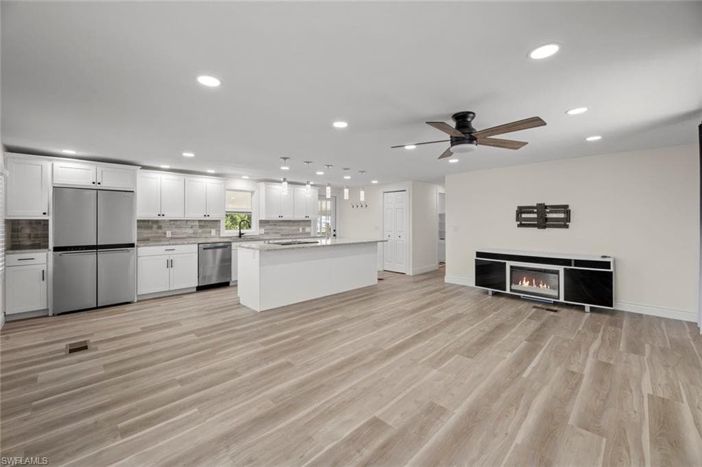 4677 Kahlua LN-3